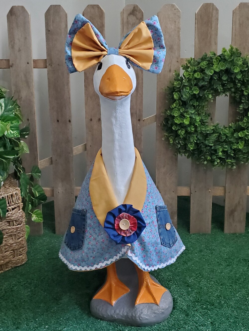 Large Concrete Porch Goose Outfit With Bow - Picture 12 of 13